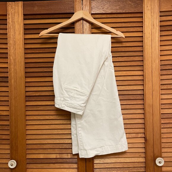 Gap Off-White High Rise Flare Khakis - Picture 2 of 5